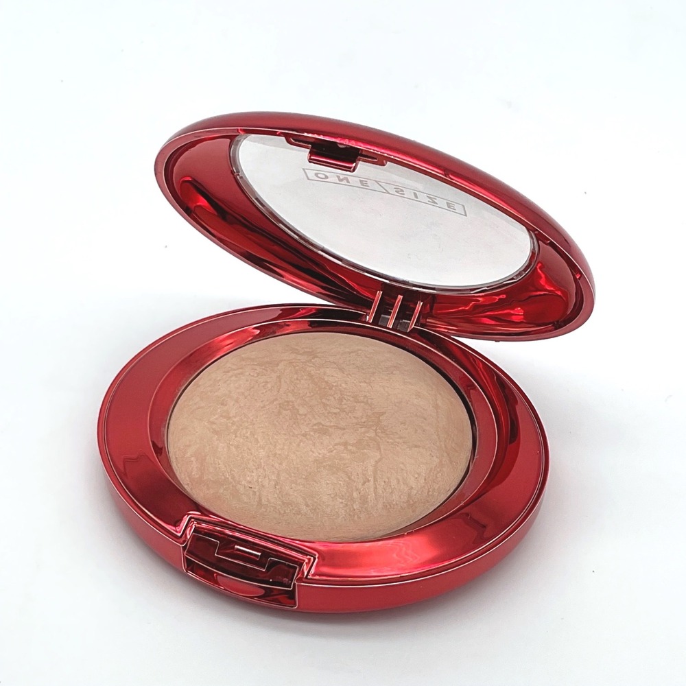 ONE/SIZE Patrick Starrr Boucle Silk Airbrushed Powder Medium 8g Red Compact